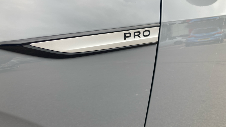 Volkswagen ID.3 107KW Family Pro 58kWh 5dr Auto Electric Hatchback